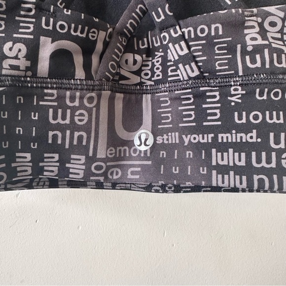 Lululemon-Longline Energy Bra With Spell Out (Size:4) - Picture 5 of 7